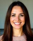 Photo professionnelle de Céline Martin, responsable clients